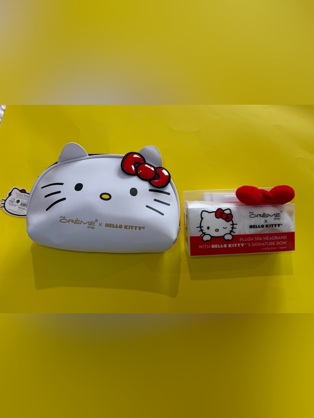 Hello Kitty White Kids Pouch with Red Bow Accent
